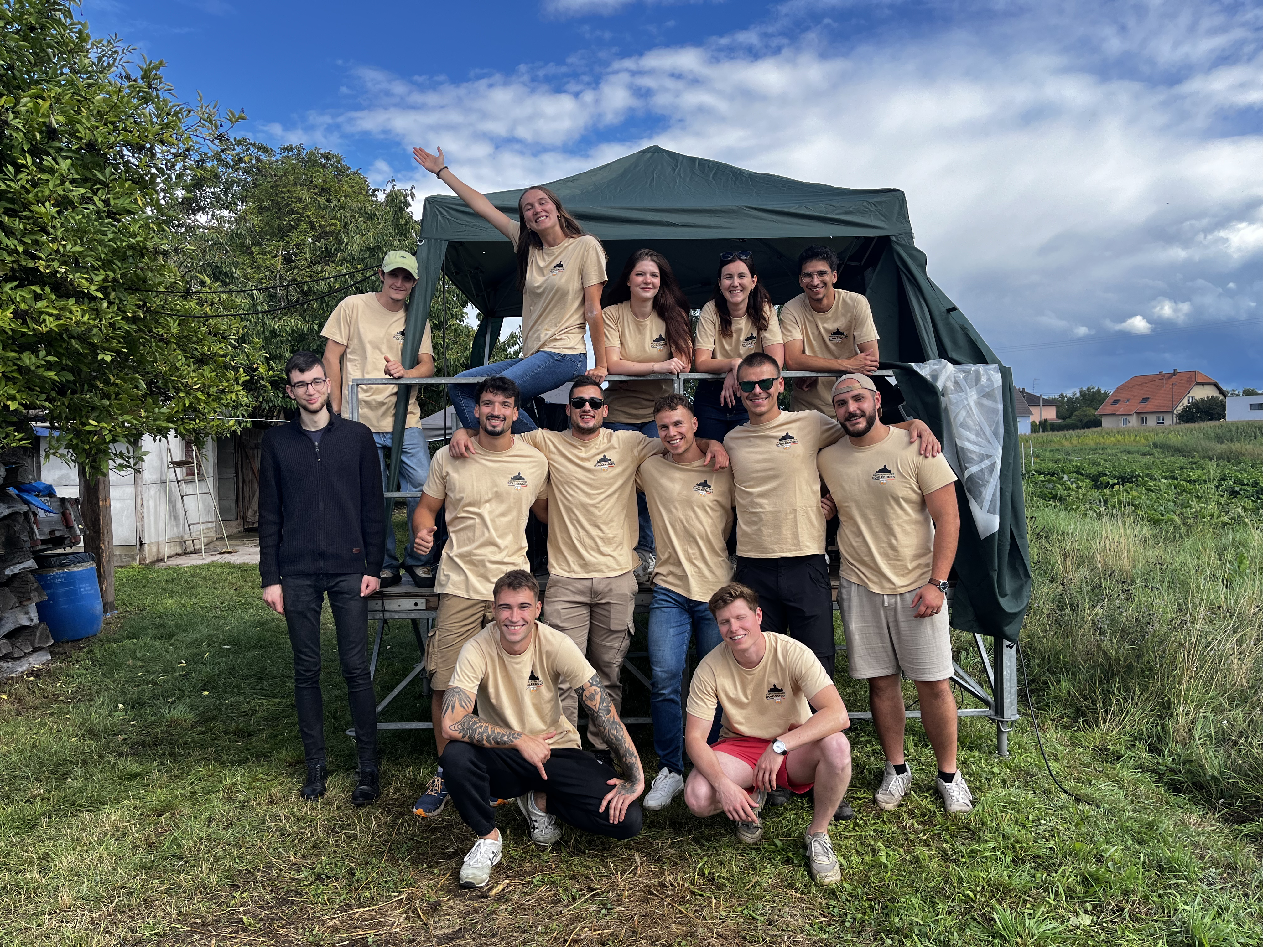 L'équipe au complet